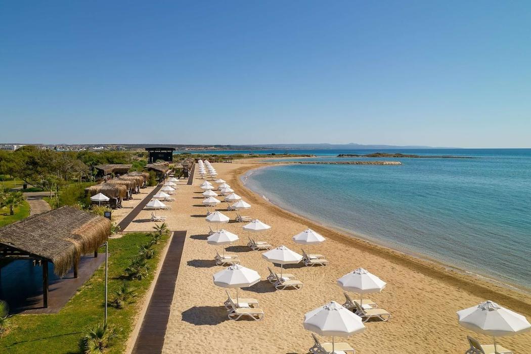 CONCORDE LUXURY HOTEL