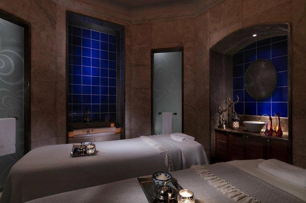 FOUR SEASONS İSTANBUL