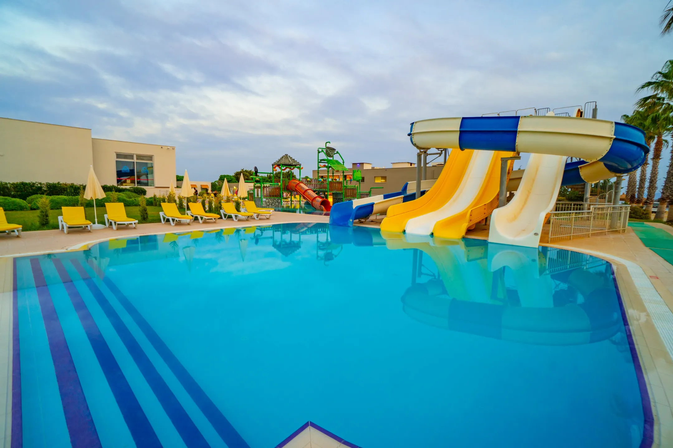 KARYA FAMİLY RESORT