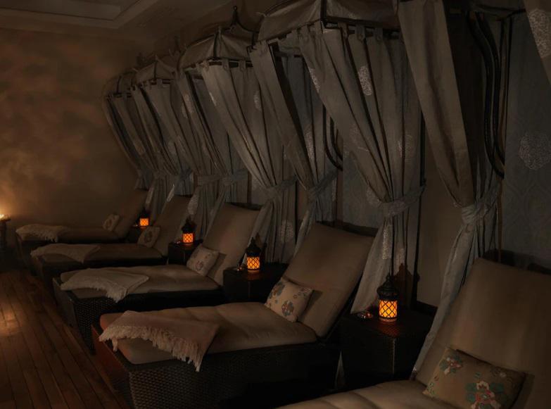 FOUR SEASONS İSTANBUL