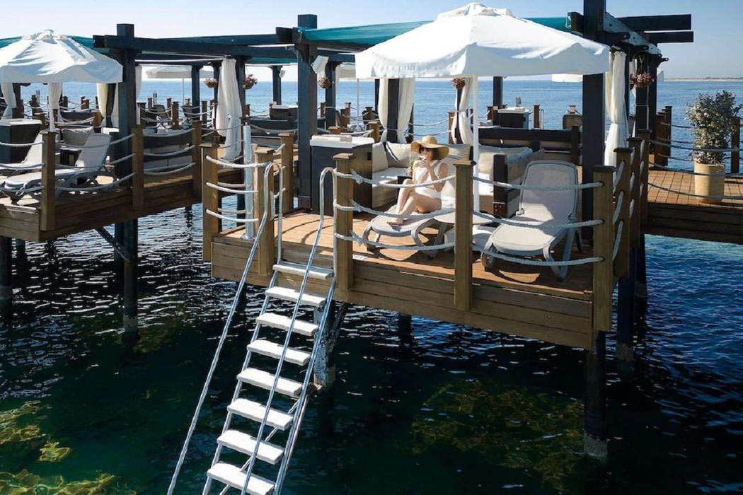 CONCORDE LUXURY HOTEL