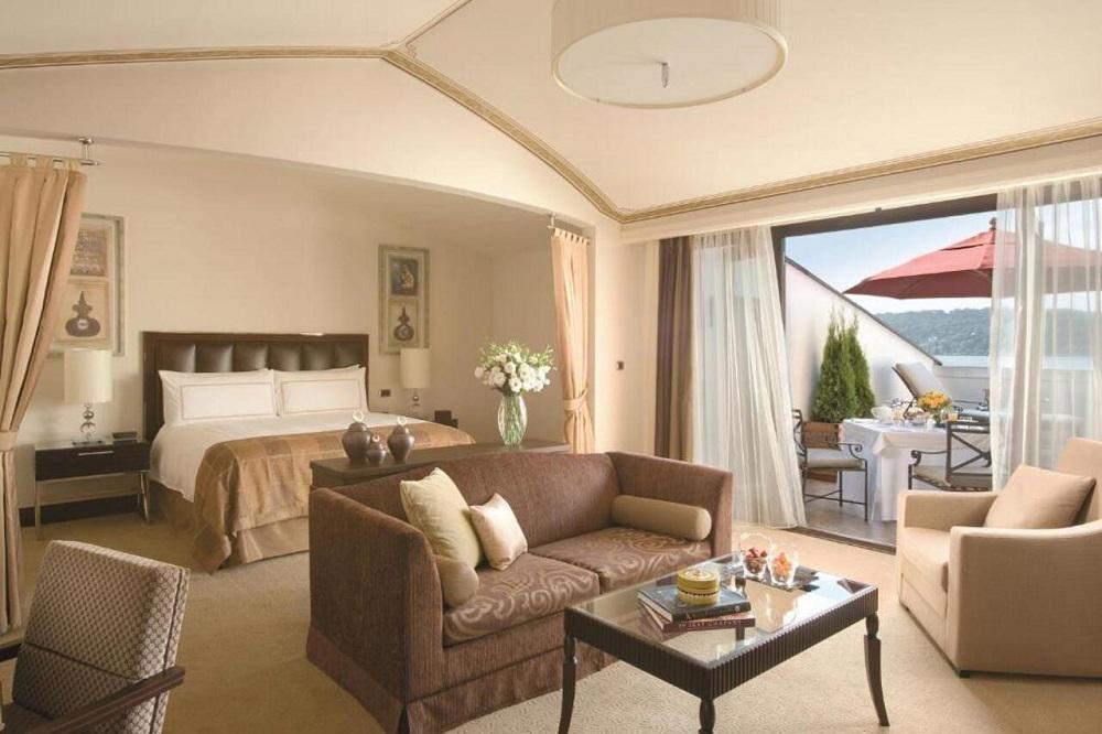 FOUR SEASONS İSTANBUL