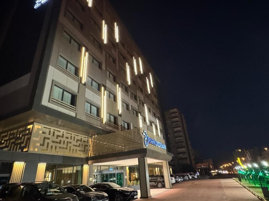 PARK DEDEMAN MERSİN MARİNA