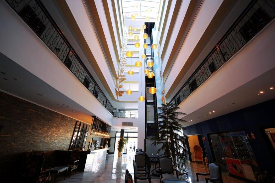 SEY BEACH HOTEL & SPA