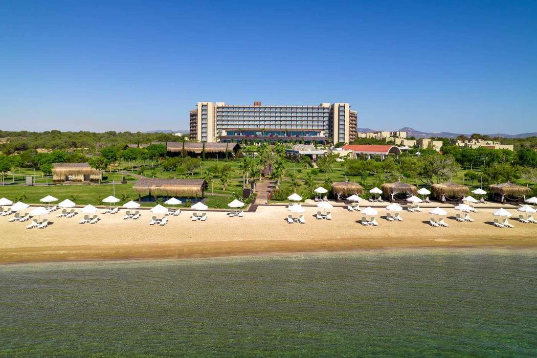 CONCORDE LUXURY HOTEL