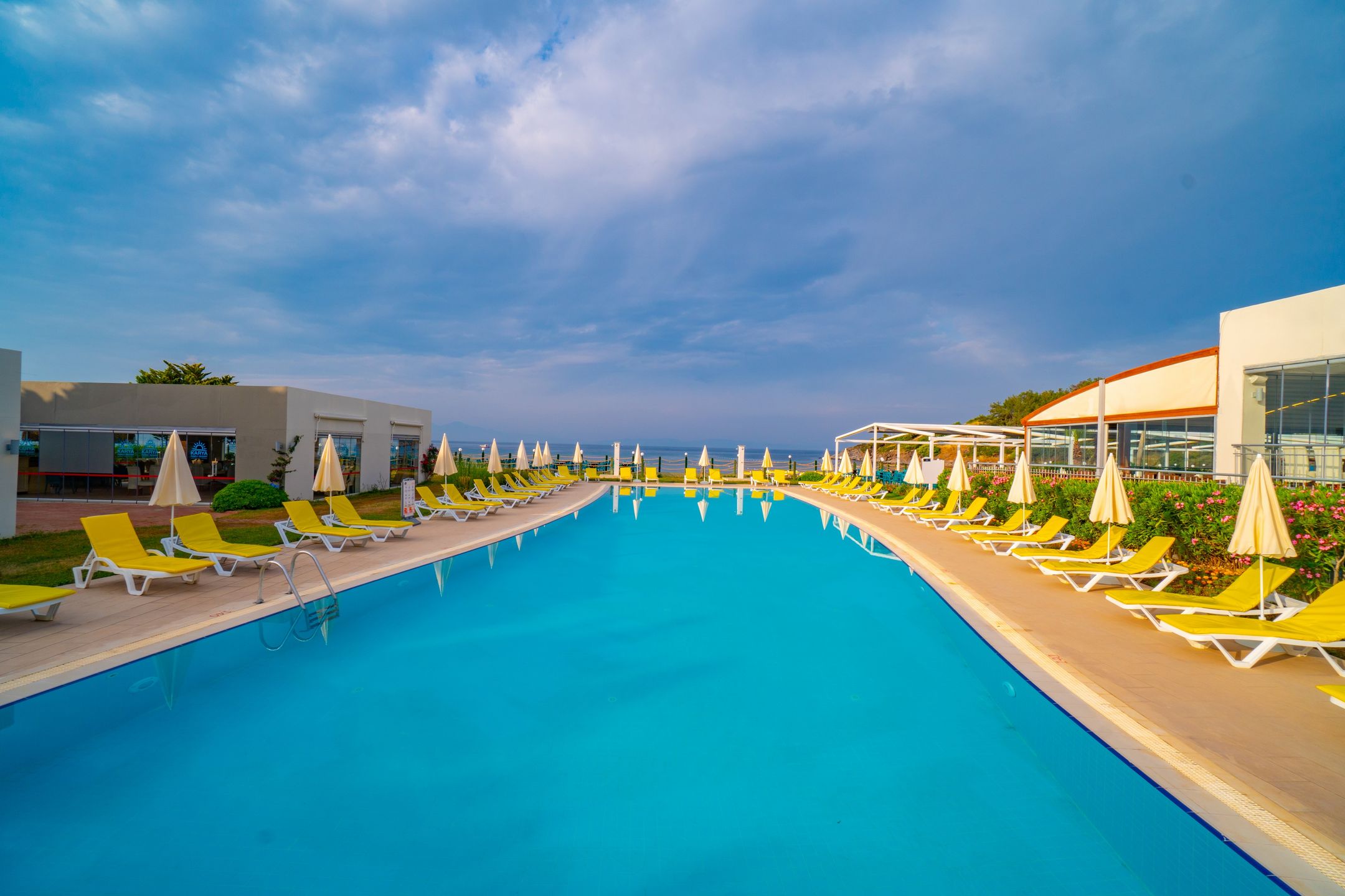 KARYA FAMİLY RESORT