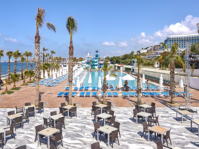 VİKİNGEN İNFİNİTY RESORT & SPA